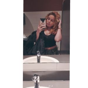 Meet your Posher, Karla